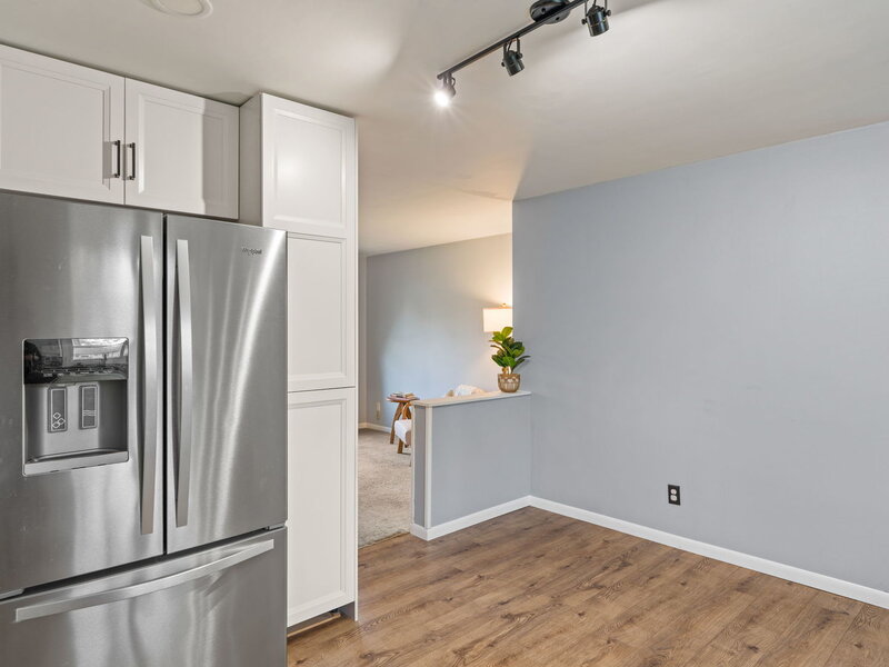 722 40th Avenue East Moline IL 61244