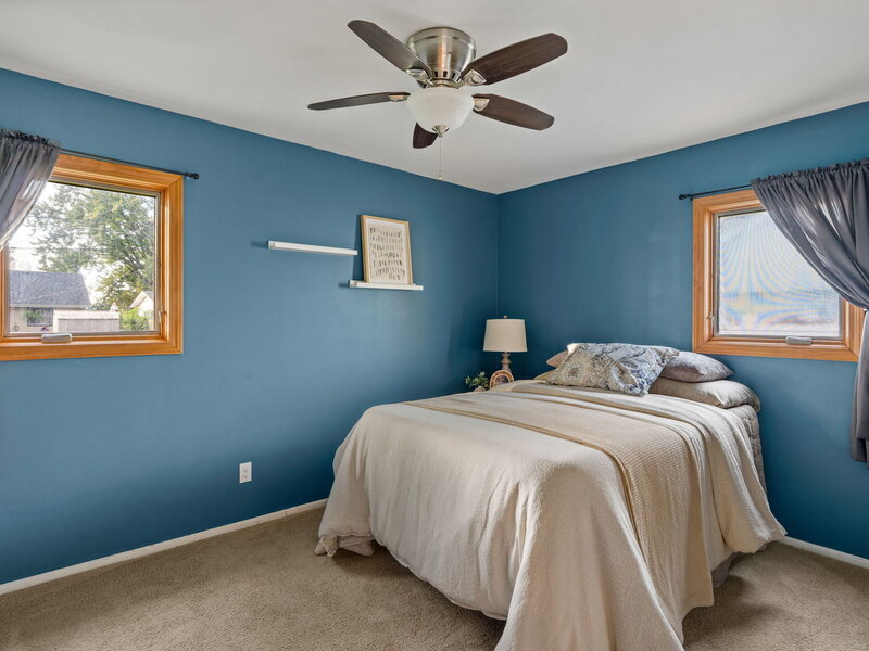 722 40th Avenue East Moline IL 61244