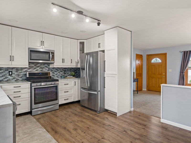 722 40th Avenue East Moline IL 61244