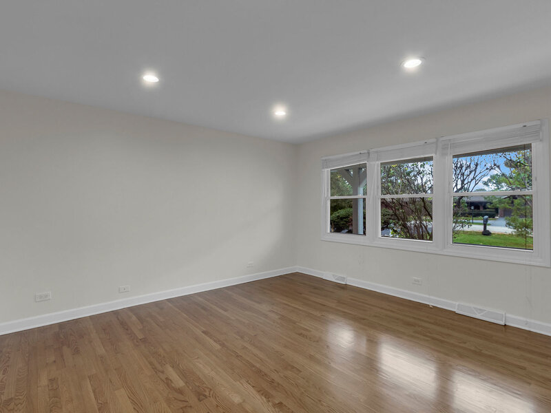 6 Lagoon Drive Hawthorn Woods IL 60047