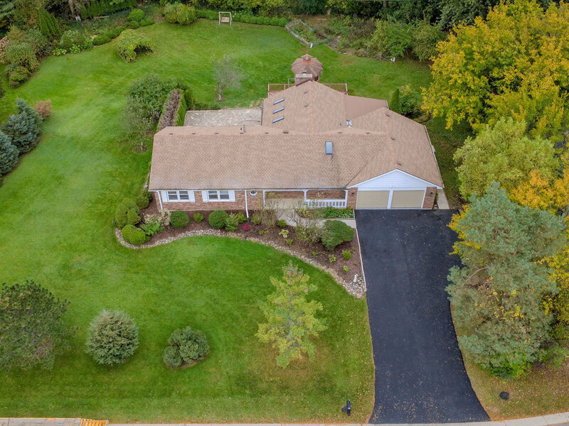 6 Lagoon Drive Hawthorn Woods IL 60047
