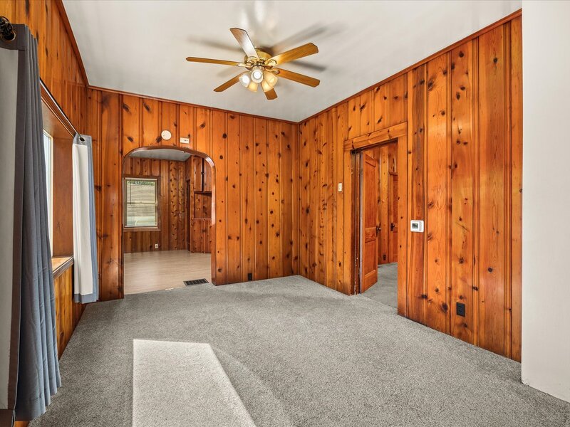 139 W 2nd Street Streator IL 61364