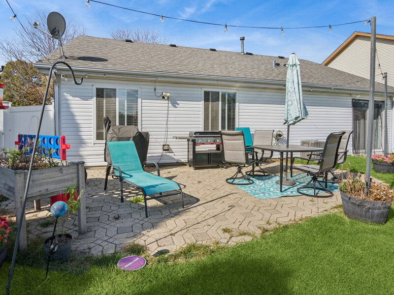 156 Sycamore Avenue Streamwood IL 60107