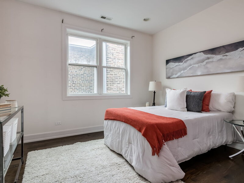 2210 W Chicago Avenue Chicago IL 60622