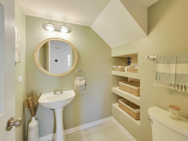 1612 Fox Run Drive Arlington Heights IL 60004