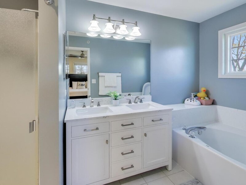 1612 Fox Run Drive Arlington Heights IL 60004