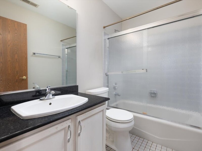 1272 Tennyson Lane Naperville IL 60540