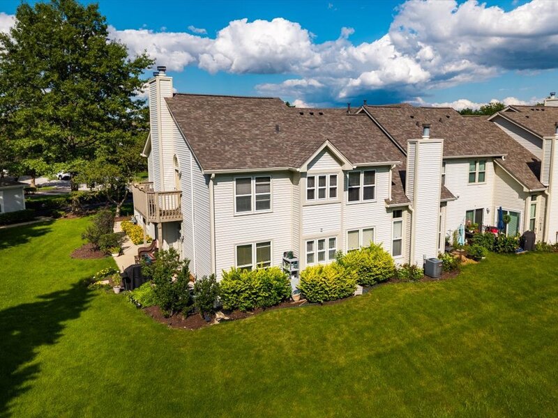 1272 Tennyson Lane Naperville IL 60540