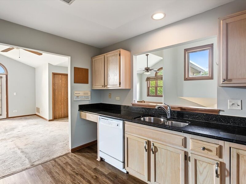 1272 Tennyson Lane Naperville IL 60540