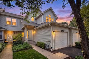 Photo of 1272 Tennyson Lane Naperville IL 60540 Unit 1272