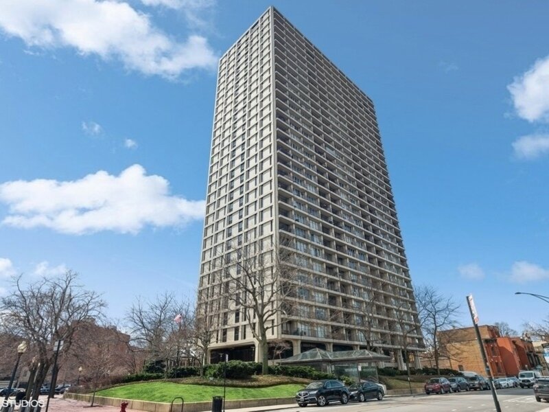 1960 N Lincoln Park West Chicago IL 60614