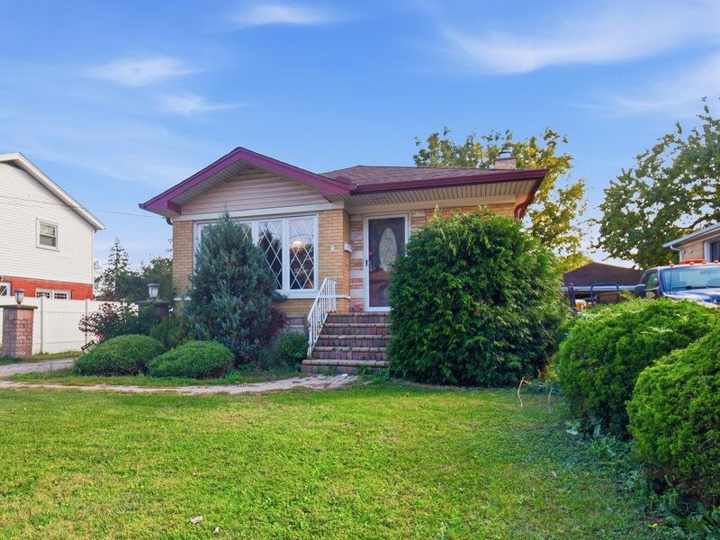 5825 W Maple Avenue Berkeley IL 60163