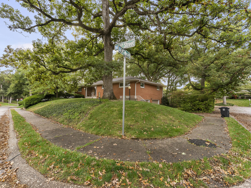 3421 51st Street Moline IL 61265