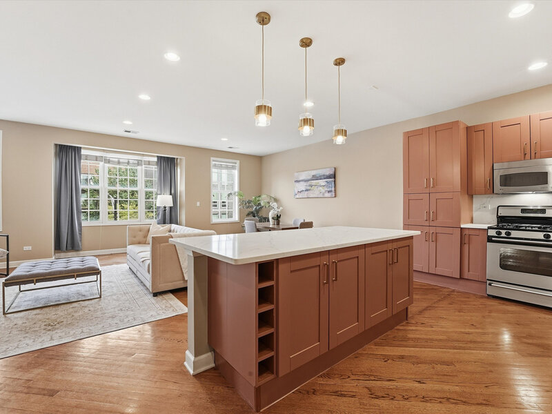 2035 W Division Street Chicago IL 60622
