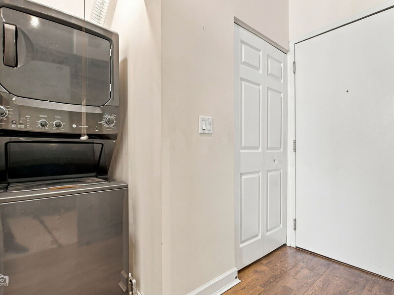 400 W Ontario Street Chicago IL 60654