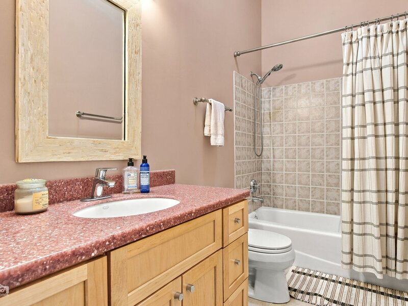 400 W Ontario Street Chicago IL 60654