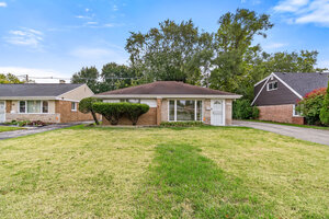 Photo of 15547 Rose Drive South Holland IL 60473