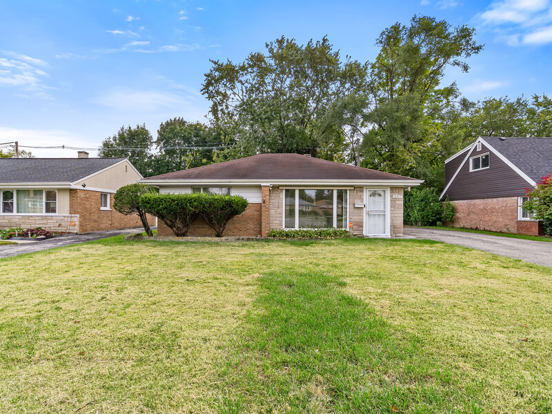 15547 Rose Drive South Holland IL 60473