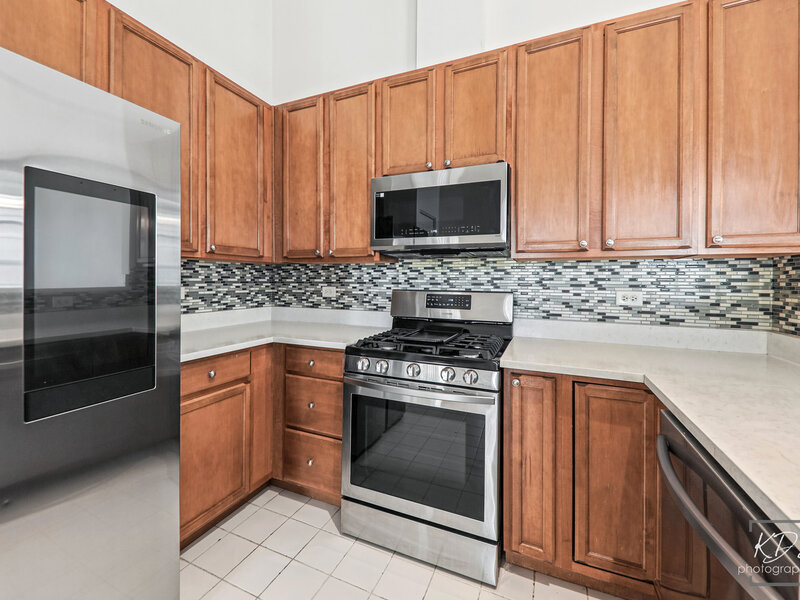 913 Neudearborn Lane Naperville IL 60563