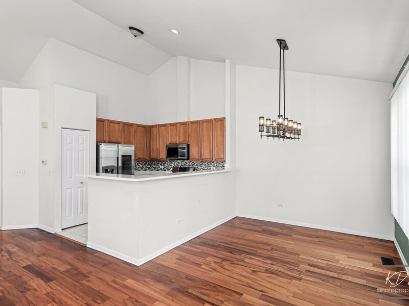 913 Neudearborn Lane Naperville IL 60563