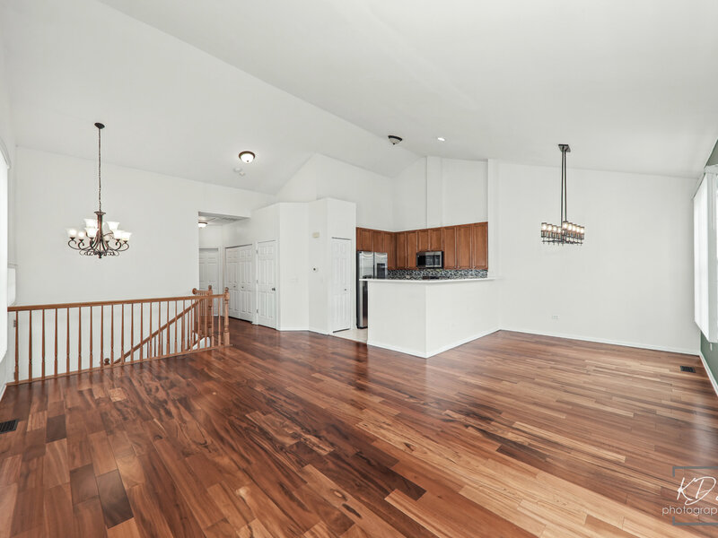 913 Neudearborn Lane Naperville IL 60563