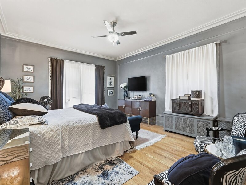 6844 S South Shore Drive Chicago IL 60649