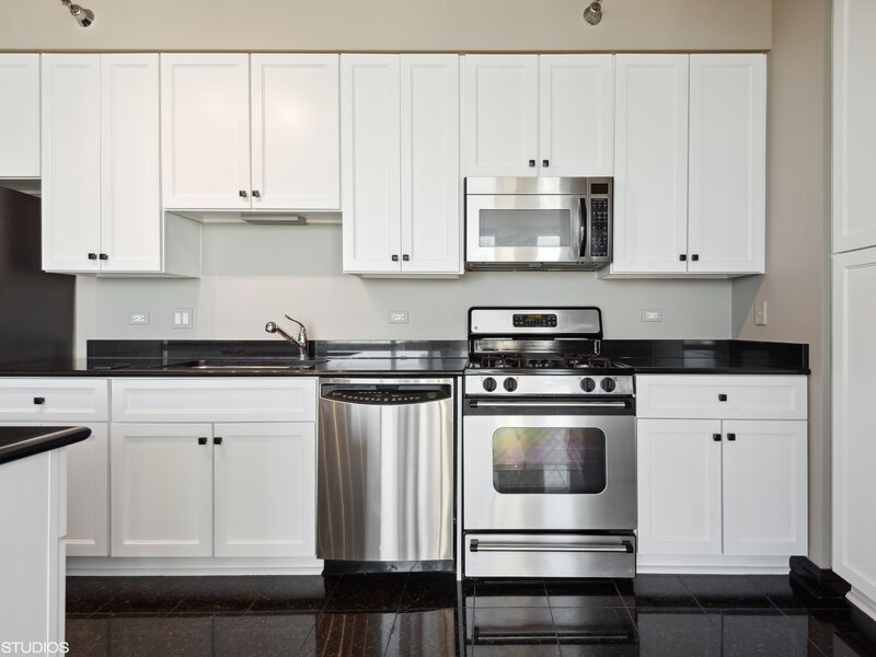 33 W Ontario Street Chicago IL 60654
