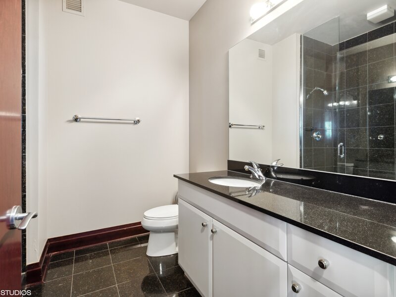 33 W Ontario Street Chicago IL 60654