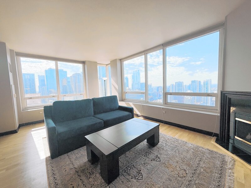 33 W Ontario Street Chicago IL 60654