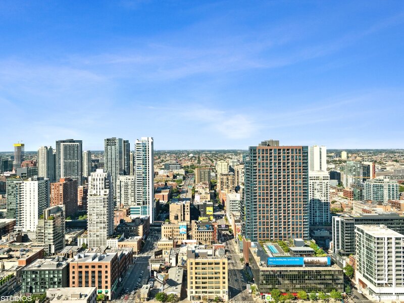 33 W Ontario Street Chicago IL 60654