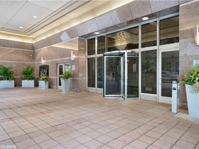 33 W Ontario Street Chicago IL 60654