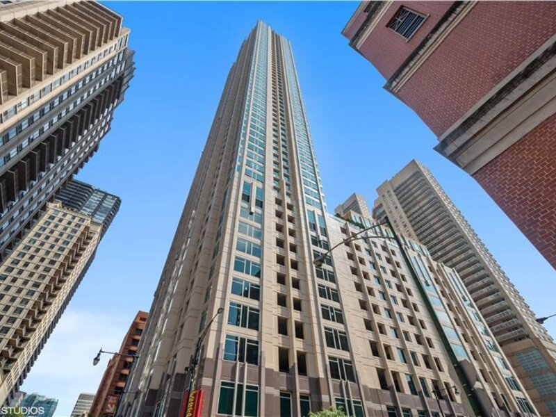 33 W Ontario Street Chicago IL 60654
