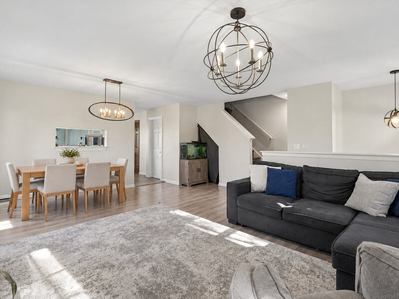 1107 Manchester Circle Grayslake IL 60030