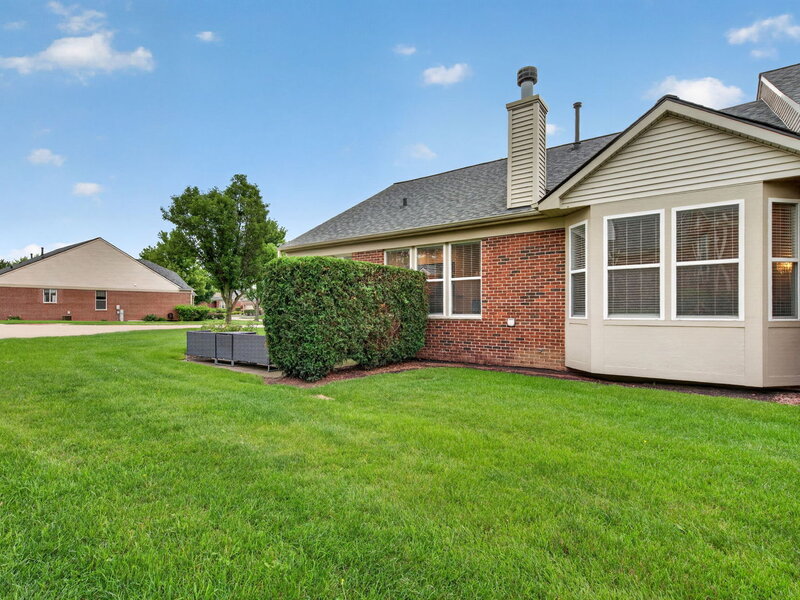 13266 Strandhill Drive Orland Park IL 60462