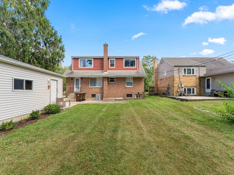18516 Clyde Road Homewood IL 60430