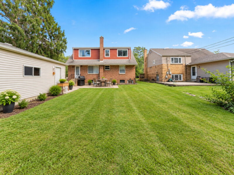 18516 Clyde Road Homewood IL 60430