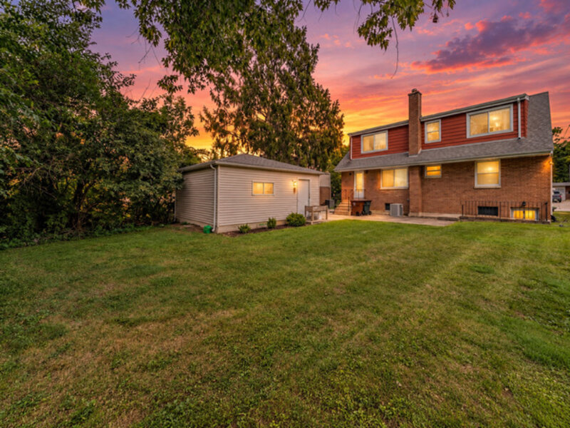 18516 Clyde Road Homewood IL 60430