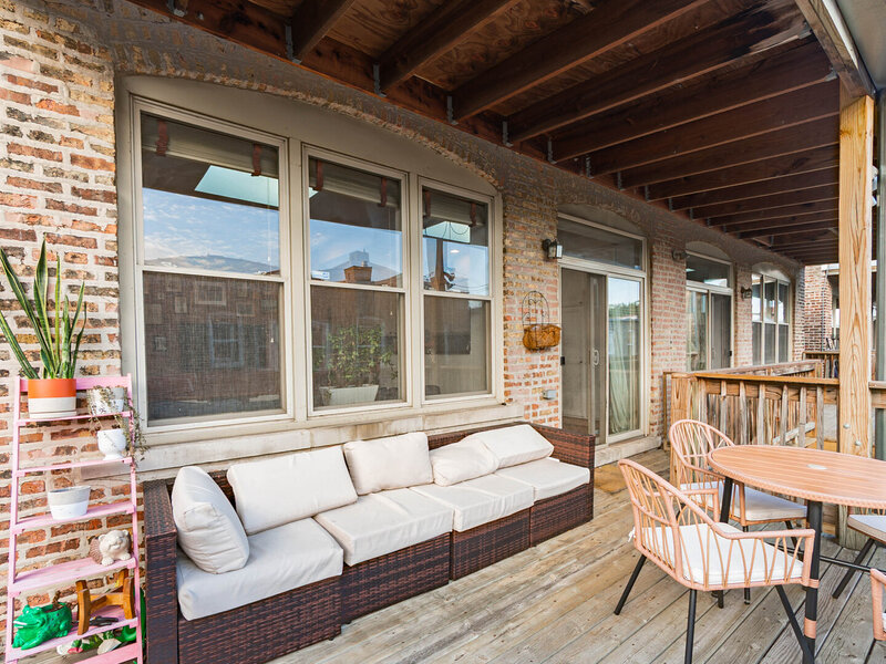 835 W Lawrence Avenue Chicago IL 60640