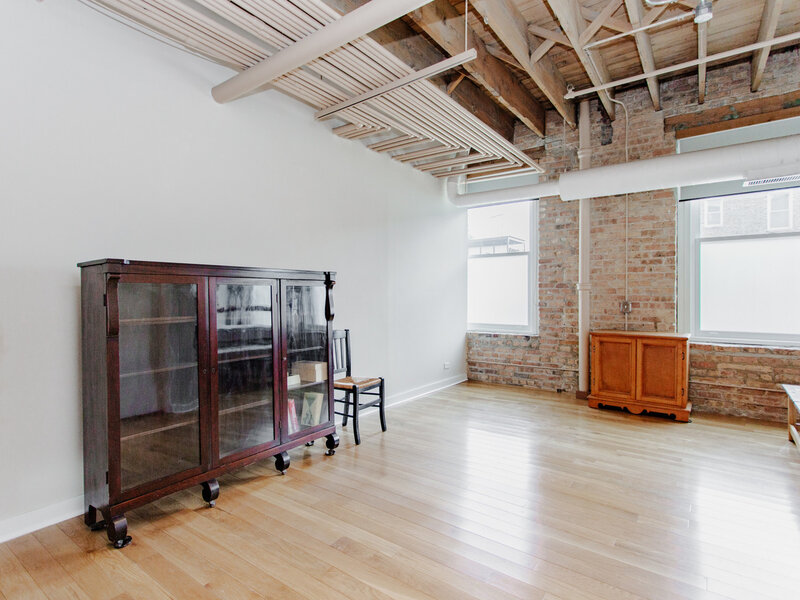 5235 N Ravenswood Avenue Chicago IL 60640