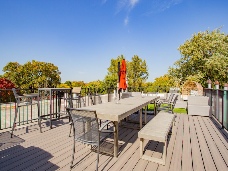 5235 N Ravenswood Avenue Chicago IL 60640