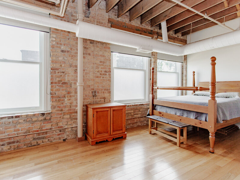 5235 N Ravenswood Avenue Chicago IL 60640