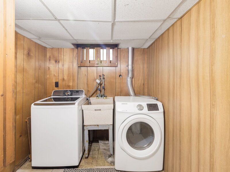 804 Roosevelt Road Woodstock IL 60098