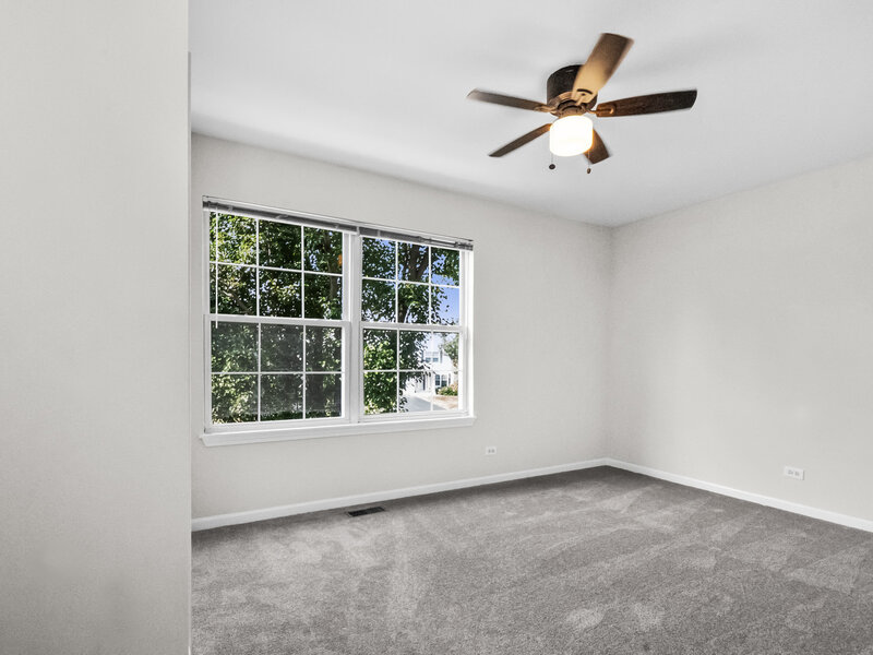 1321 Orleans Drive Mundelein IL 60060