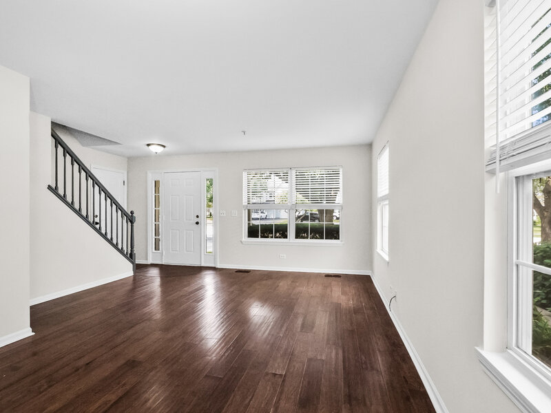 1321 Orleans Drive Mundelein IL 60060