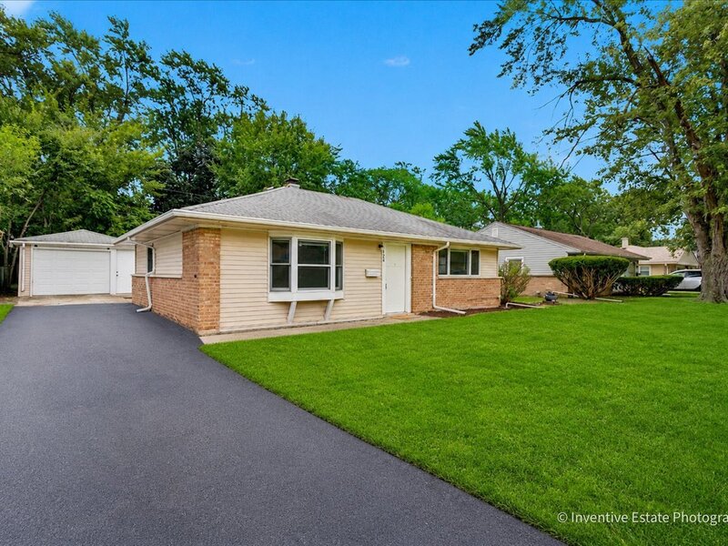426 Suwanee Street Park Forest IL 60466