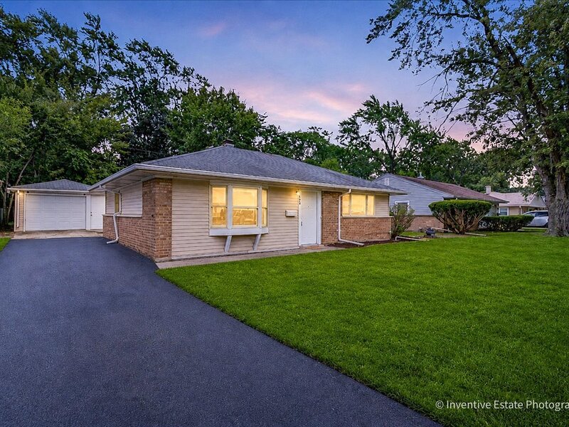 426 Suwanee Street Park Forest IL 60466