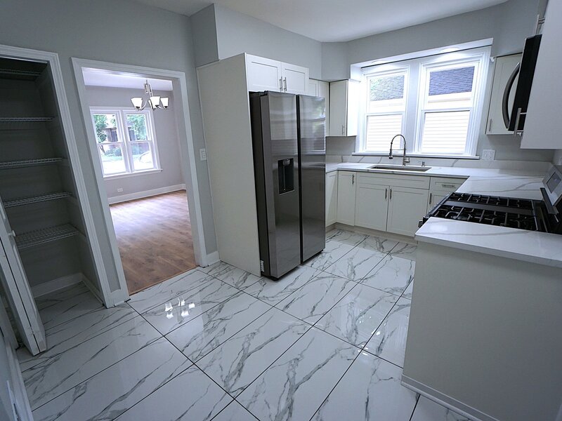 2315 W 112th Street Chicago IL 60643