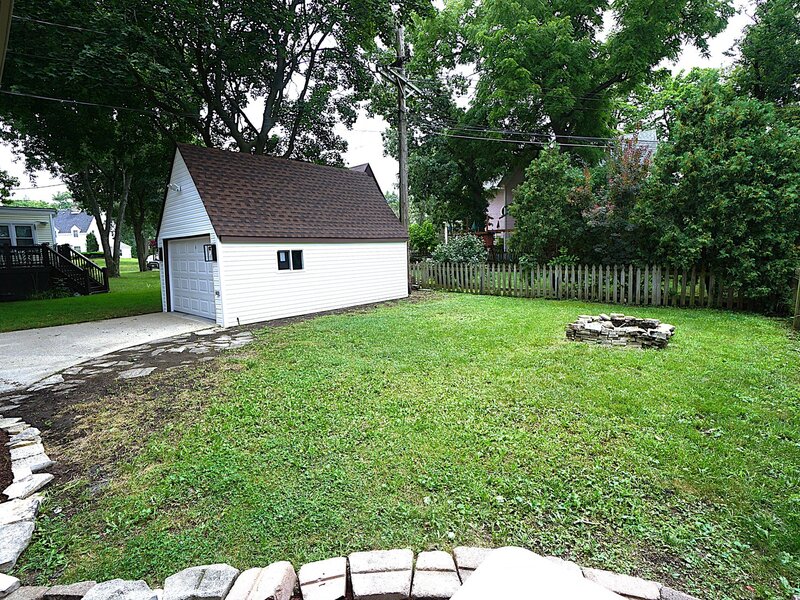 2315 W 112th Street Chicago IL 60643