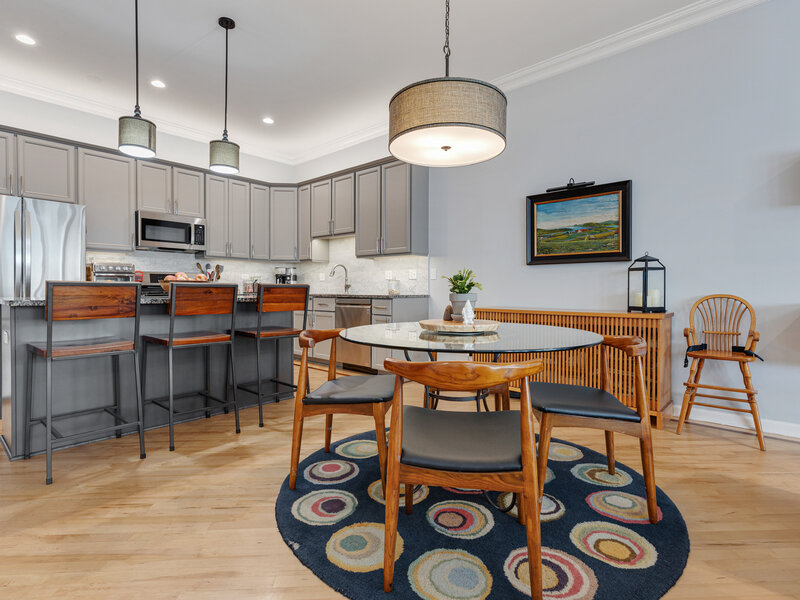 23 Rienzi Lane Highwood IL 60040