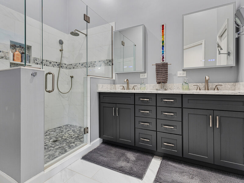 23 Rienzi Lane Highwood IL 60040